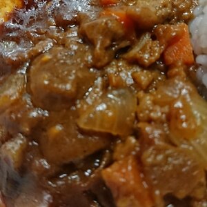 土鍋でキーマカレー